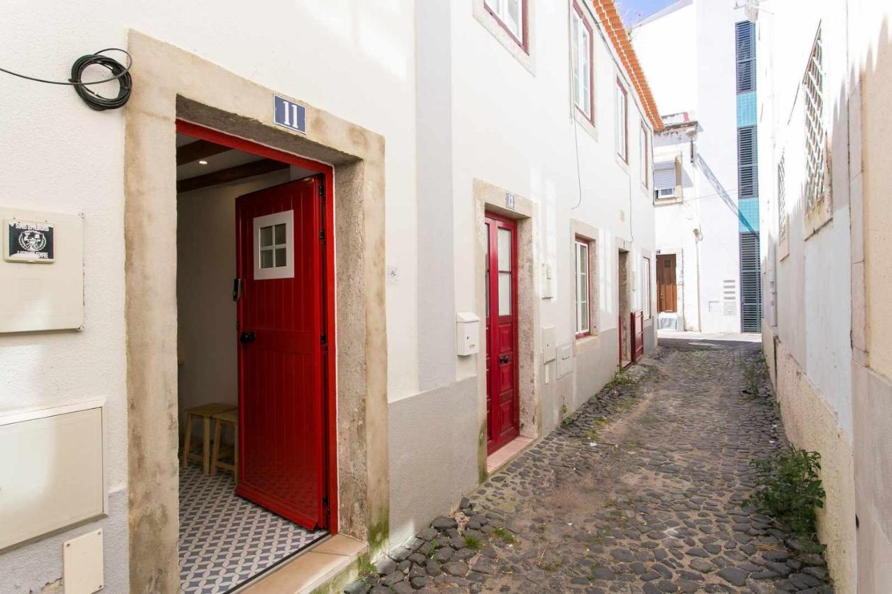 Trendy Lisbon Home With Terrace Lx Factory Luaran gambar